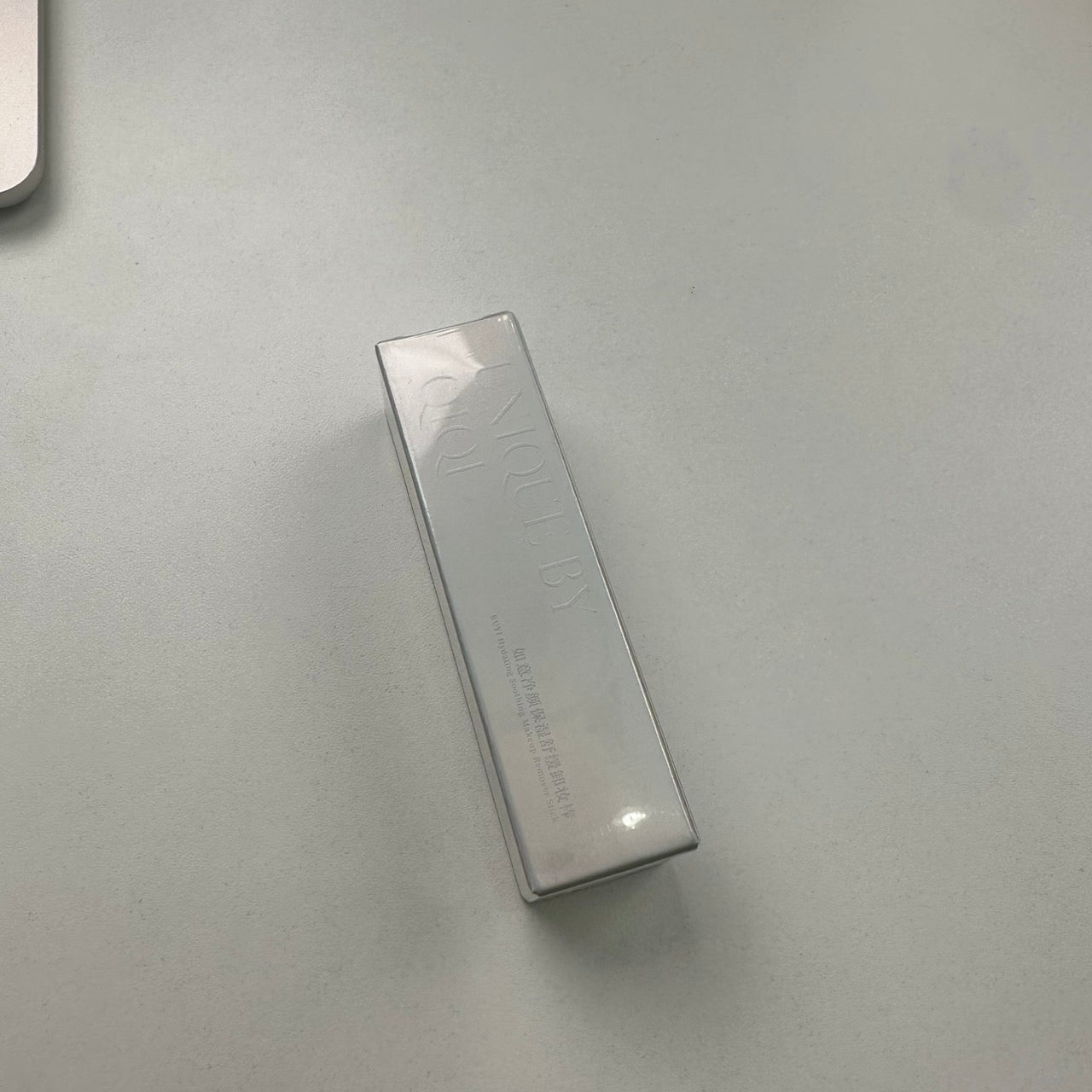 【KS】Unique by QiQi Hydrating Soothing Makeup Remover Stick　BOX22